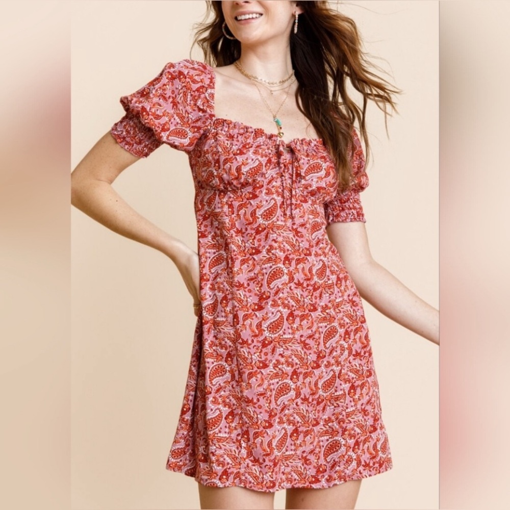 Trixxi  Nicoletta Paisley
Bustier Mini Dress
Francesca's Collections XL